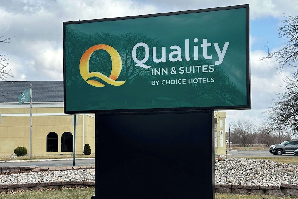 Quality Inn & Suites Coldwater near I 69 - photo 100