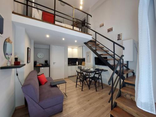 Urban minimalistic maisonette — 4-Star Luxury Hotel in Athens, Greece