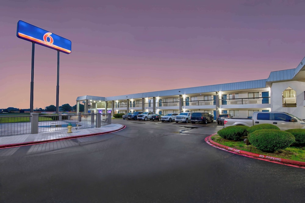 Motel 6 Texarkana TX - photo 39