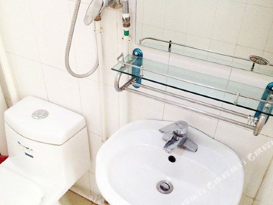 Shunxin Hotel — hotel in Lantian