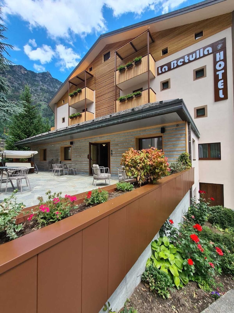 Meublè La Betulla — hotel in Chiesa In Valmalenco
