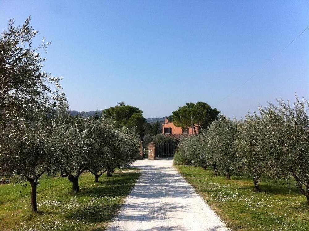 Paradiso in Collina - carbon neutral hotel in Pesaro