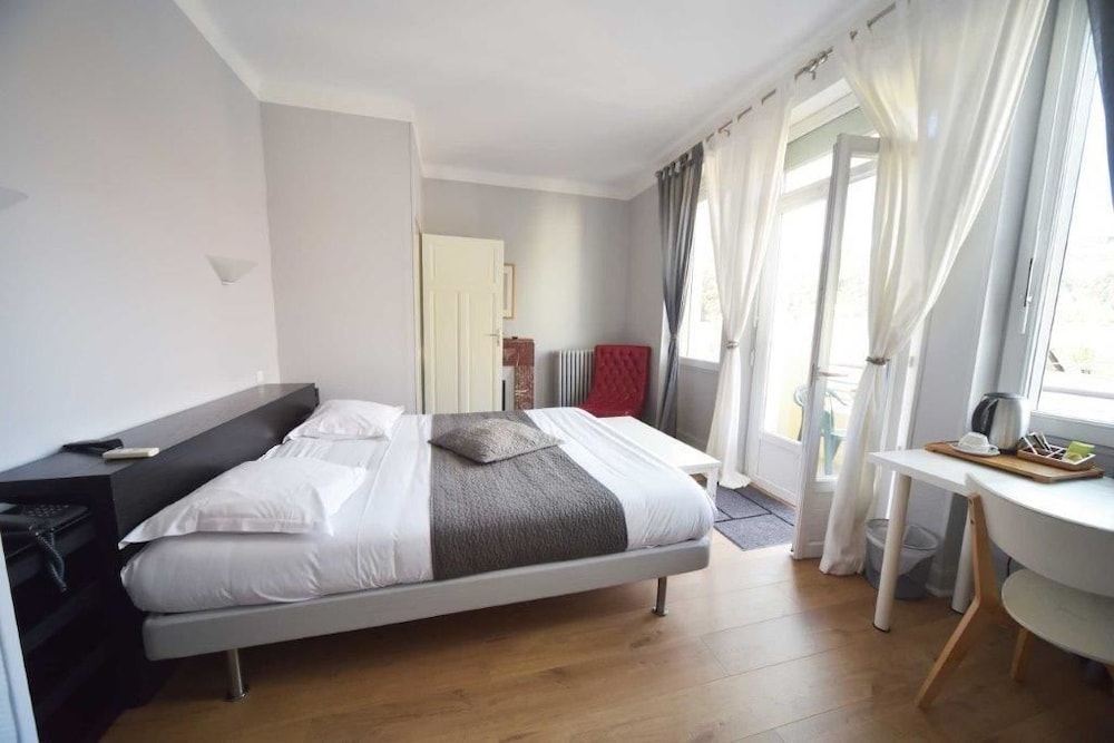 Hotel de Paris — hotel in Capdenac-Gare