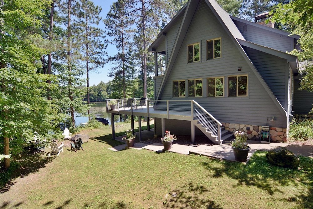 Serenity On Lake Owen 5 Bedroom Hotel Room by RedAwning - photo 41