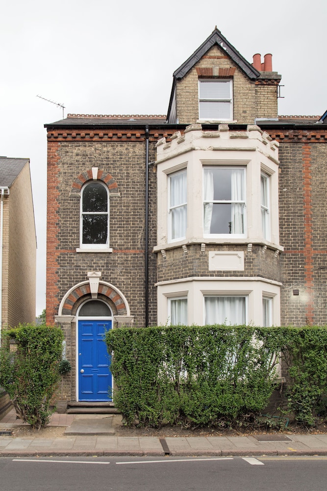 Cambridge City Rooms by Paymán Club in Cambridge, United Kingdom