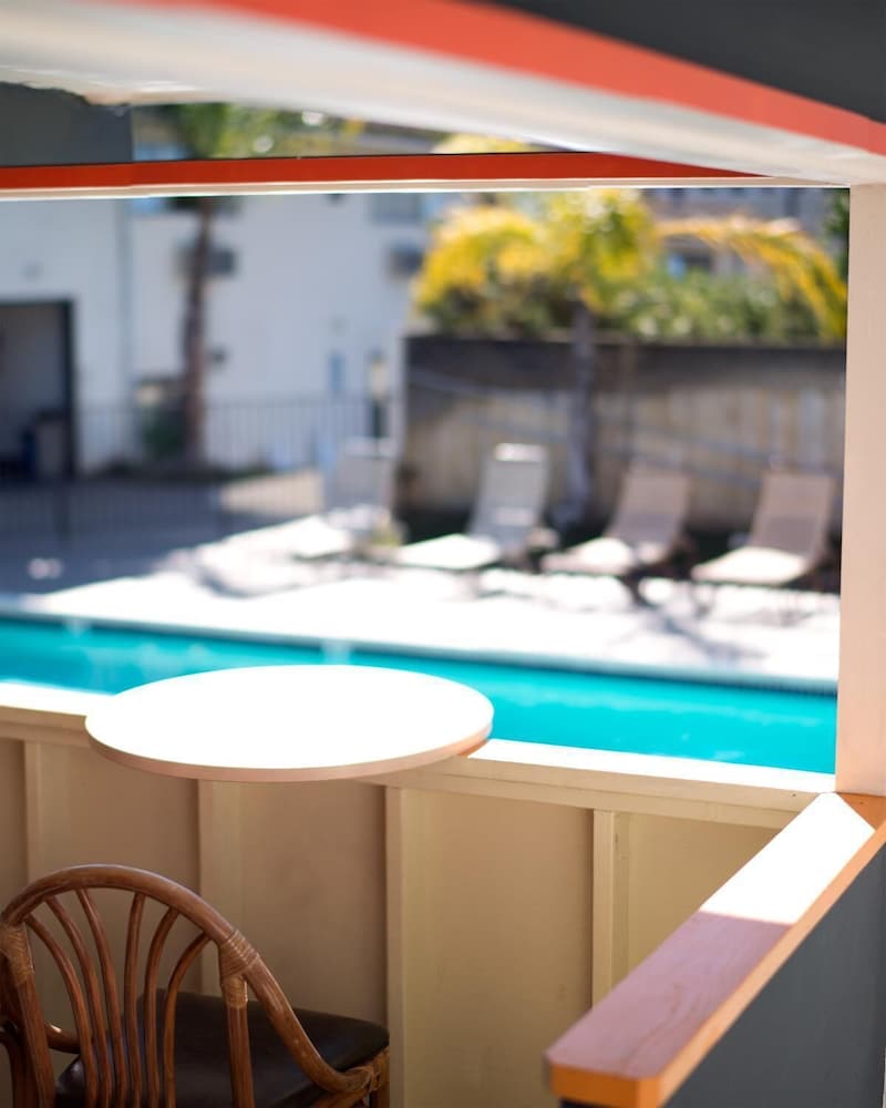Orange Tree Inn - photo 27