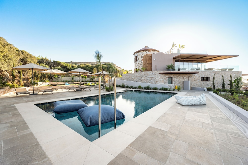 Terratorre - carbon neutral hotel in Kos