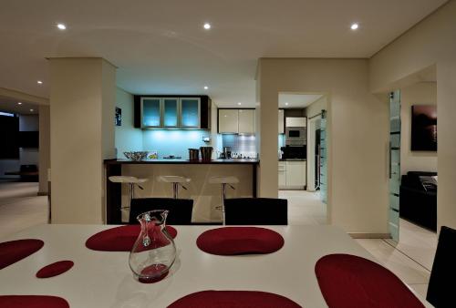 129 on Kloof Nek Apartments