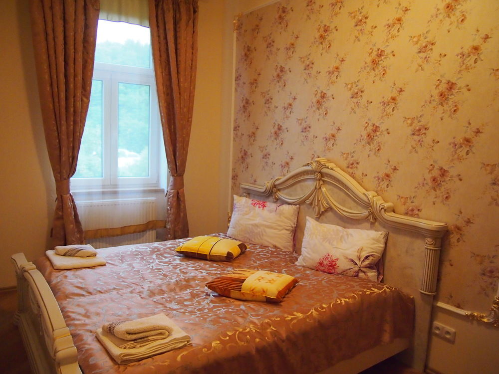 Lyra Apartments — 4-Star Luxury Hotel in Karlovy Vary, Czech Republic