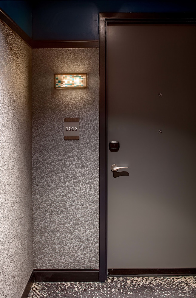 Aloft Philadelphia Downtown - photo 9