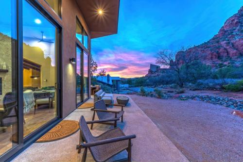 Perfect Chapel Home with Incredible Views and Private Swim Spa — 4-Star Luxury Hotel in Sedona, United States