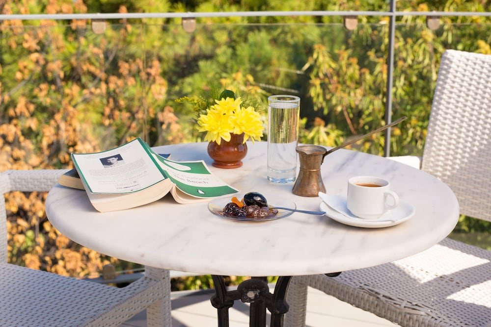 מזון ומשקאות