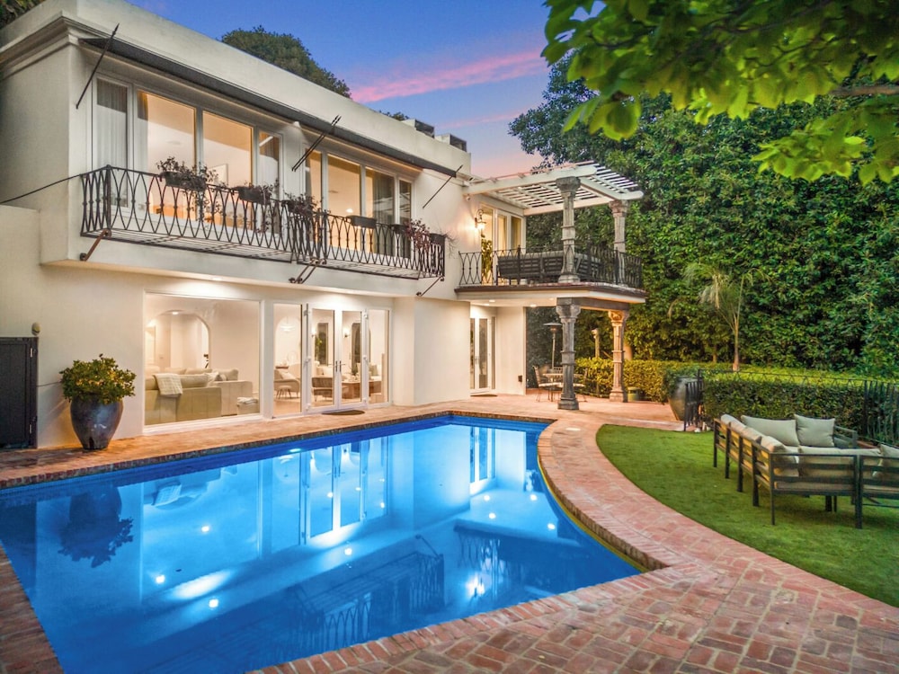 Twilight Terrace — West Hollywood