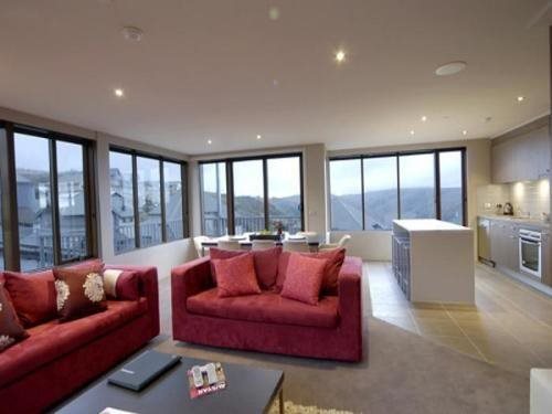 Absollut — Hotham Heights — photo 5