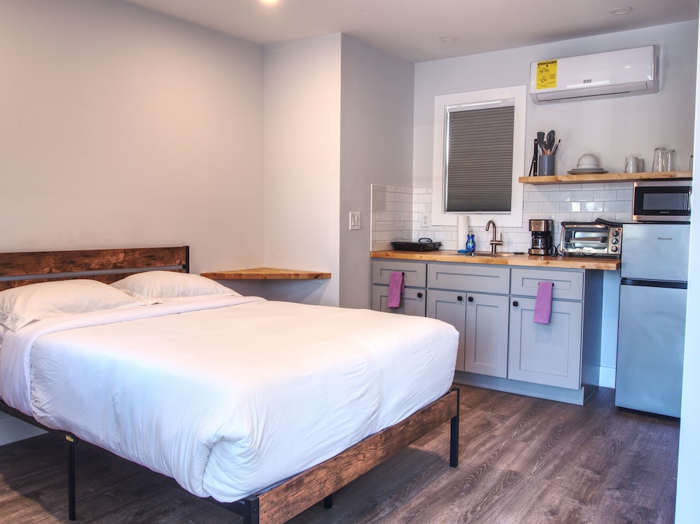 Vermont Suites - photo 12