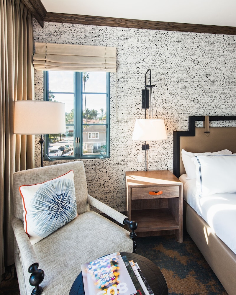 Harbor View Inn - photo 12