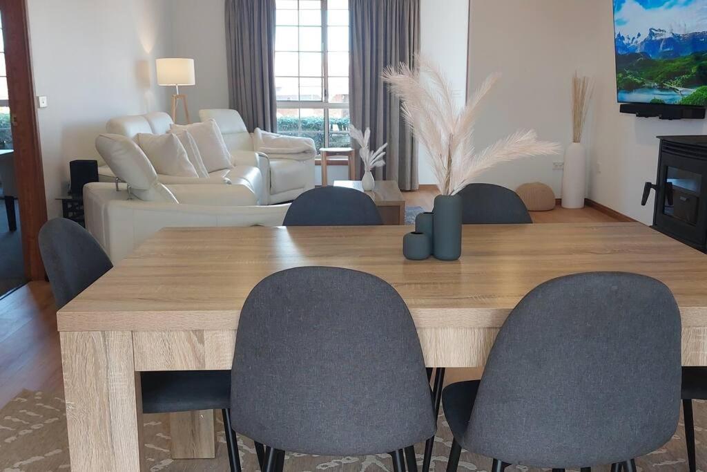 Valentine House — 4-Star Luxury Hotel in Hadspen, Australia
