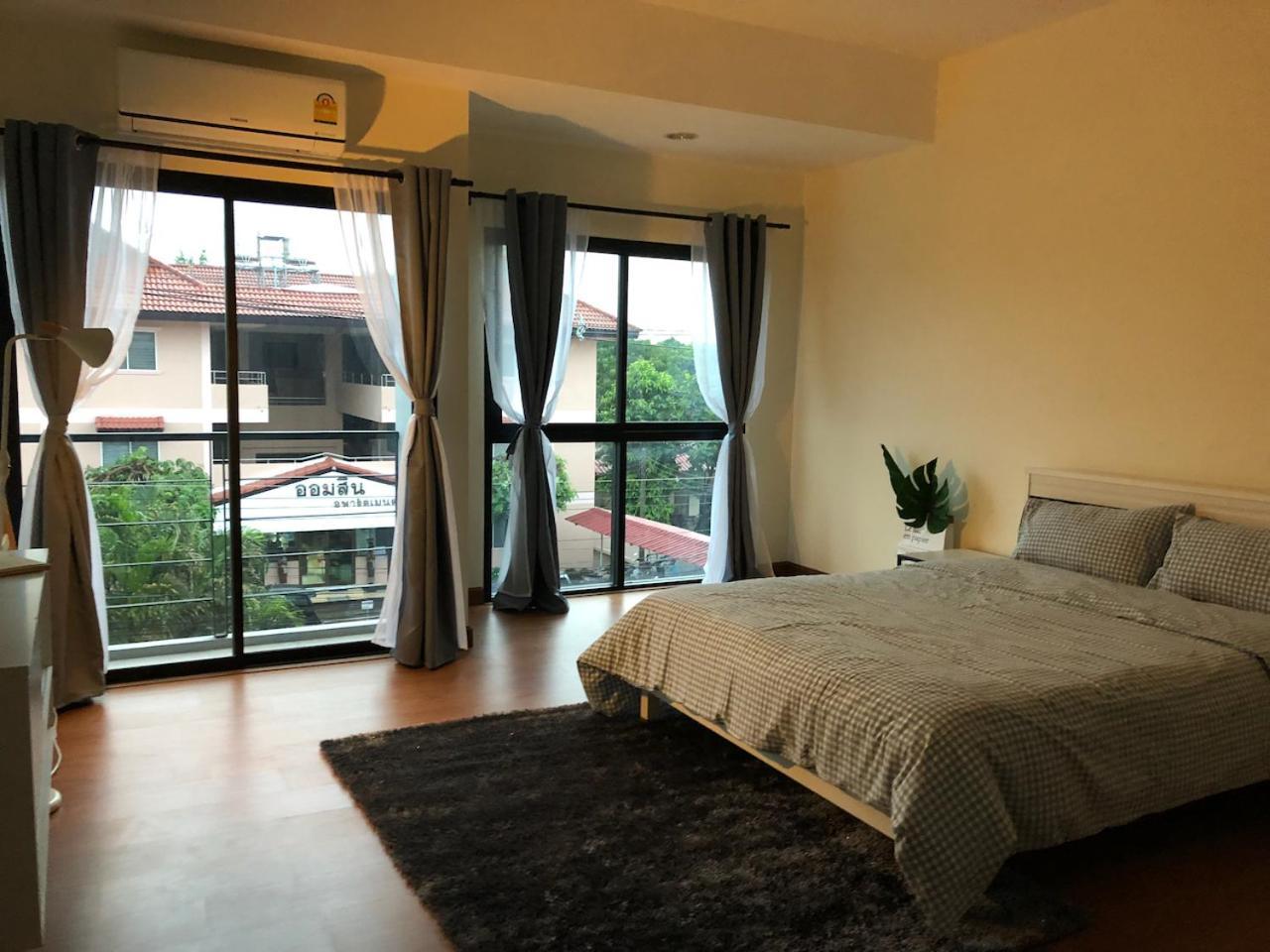 PaperPlaneCNX at Haiya 3 Storey Flowery Loft — Chiang Mai — photo 5