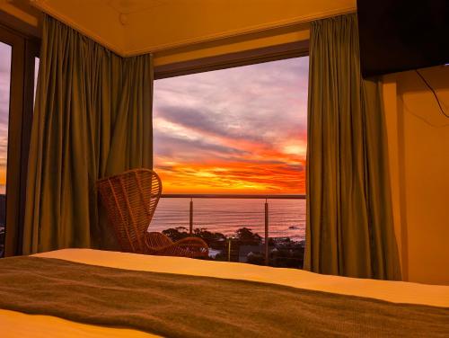 Seascape Camps Bay — 4-Star Luxury Hotel in Cape Town, South Africa