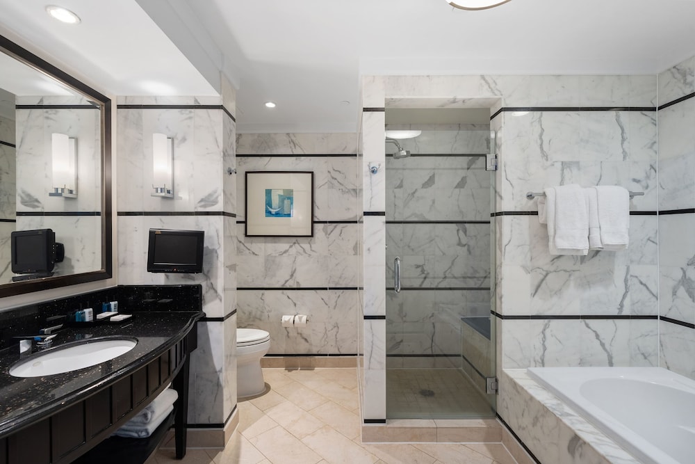 Fontainebleau Miami Beach Private Luxury Suites - photo 303