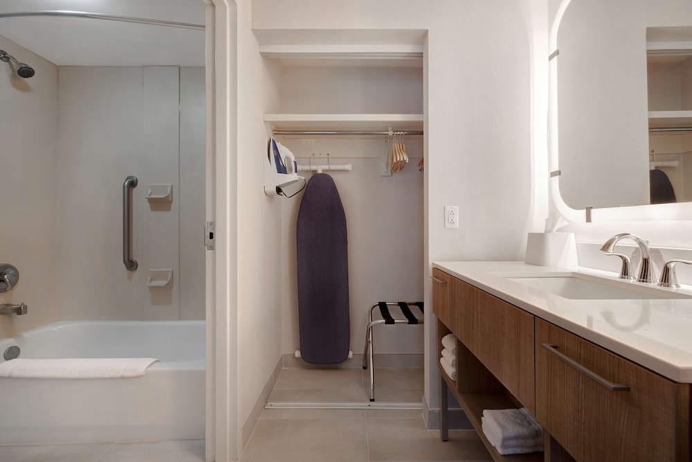 Homewood Suites by Hilton Lansdale - photo 19