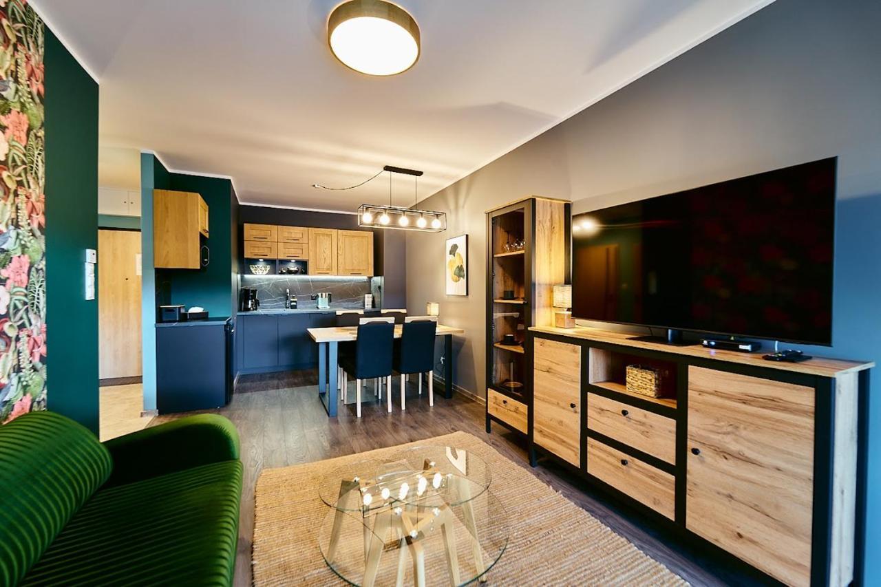 LAGUNA Ogrody Pieniawskie 31 z klimatyzacją — 4-Star Luxury Hotel in Polanica-Zdroj, Poland