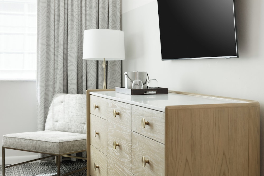 Kimpton Surfcomber Hotel by IHG - photo 24