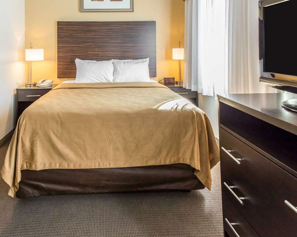MainStay Suites Pittsburgh Airport - photo 11