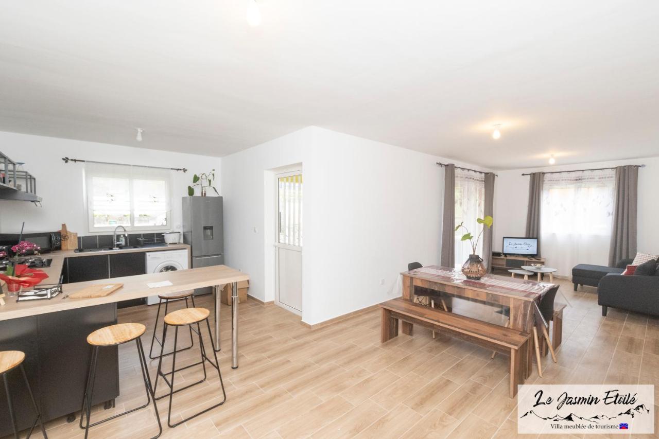 Meublé de tourisme Le Jasmin Étoilé Hell Bourg SALAZIE in Salazie, Réunion