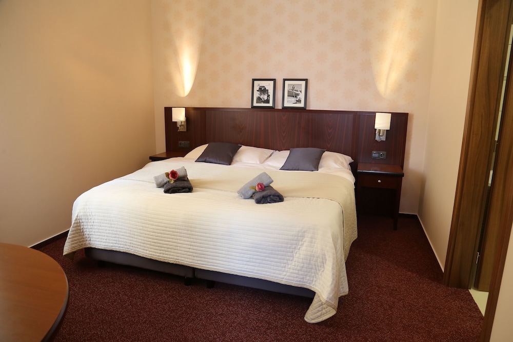 Villa Grohmann — 4-Star Luxury Hotel in Adamov, Czech Republic