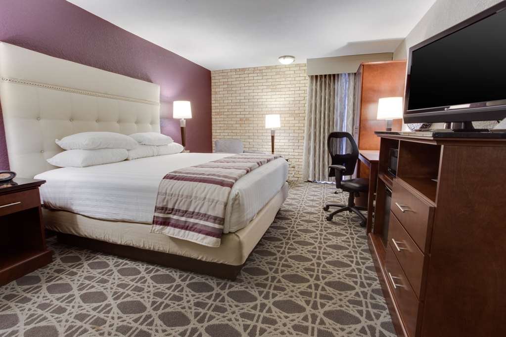 Drury Plaza Hotel San Antonio Airport - photo 23