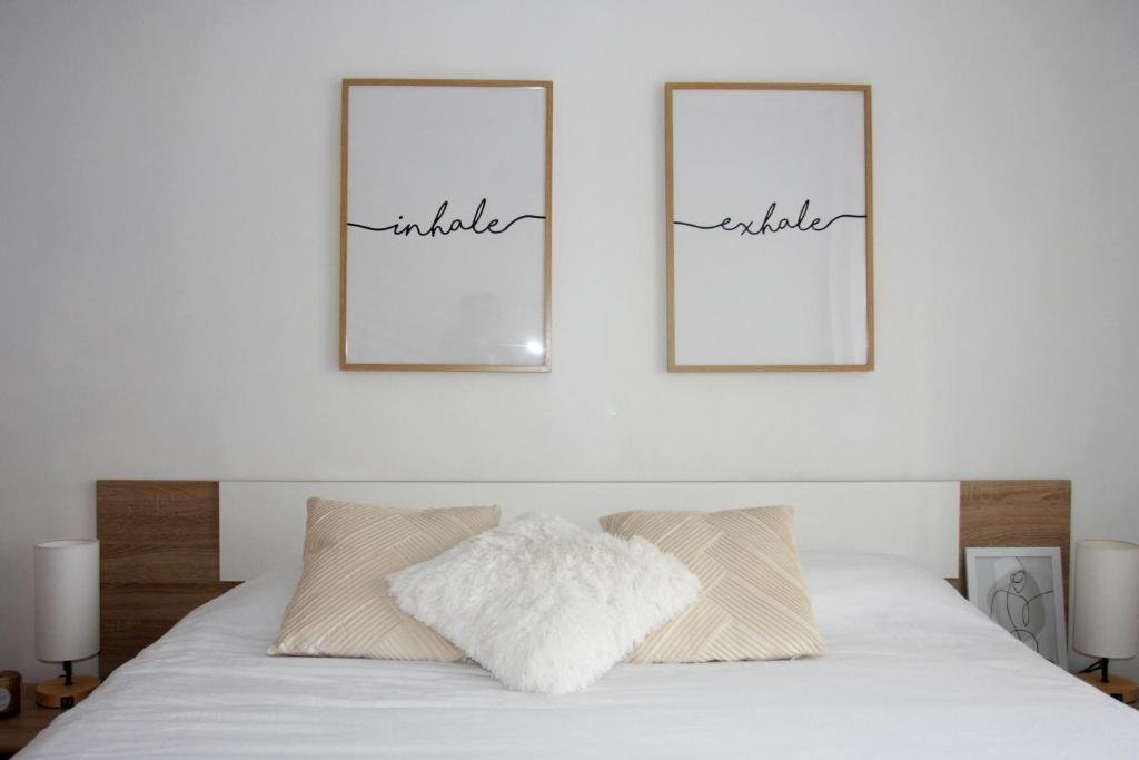 Apartamentos La Herradura PLaza — 4-Star Luxury Hotel in Haro, Spain