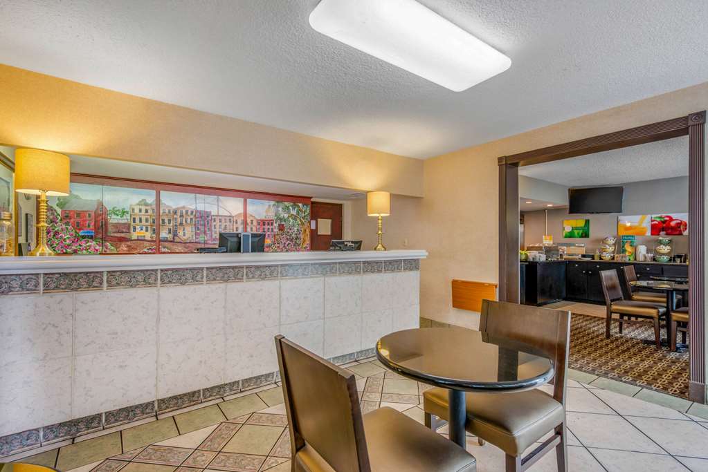 Quality Inn Savannah Historic District - photo 6
