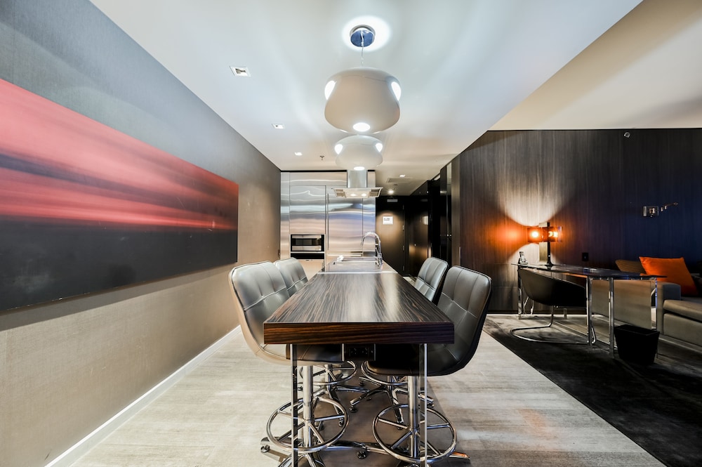 StripViewSuites at Palms Place Penthouses - photo 65