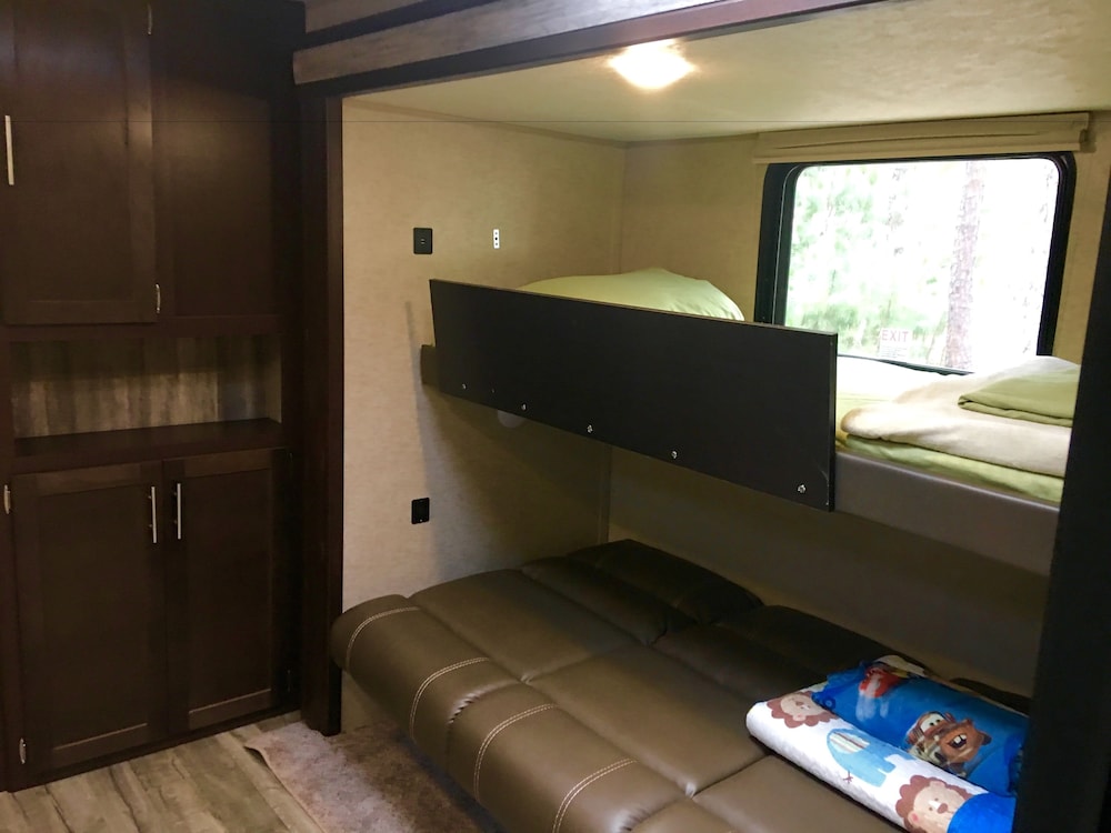Enduro RV Citrus Valley Resort - photo 5