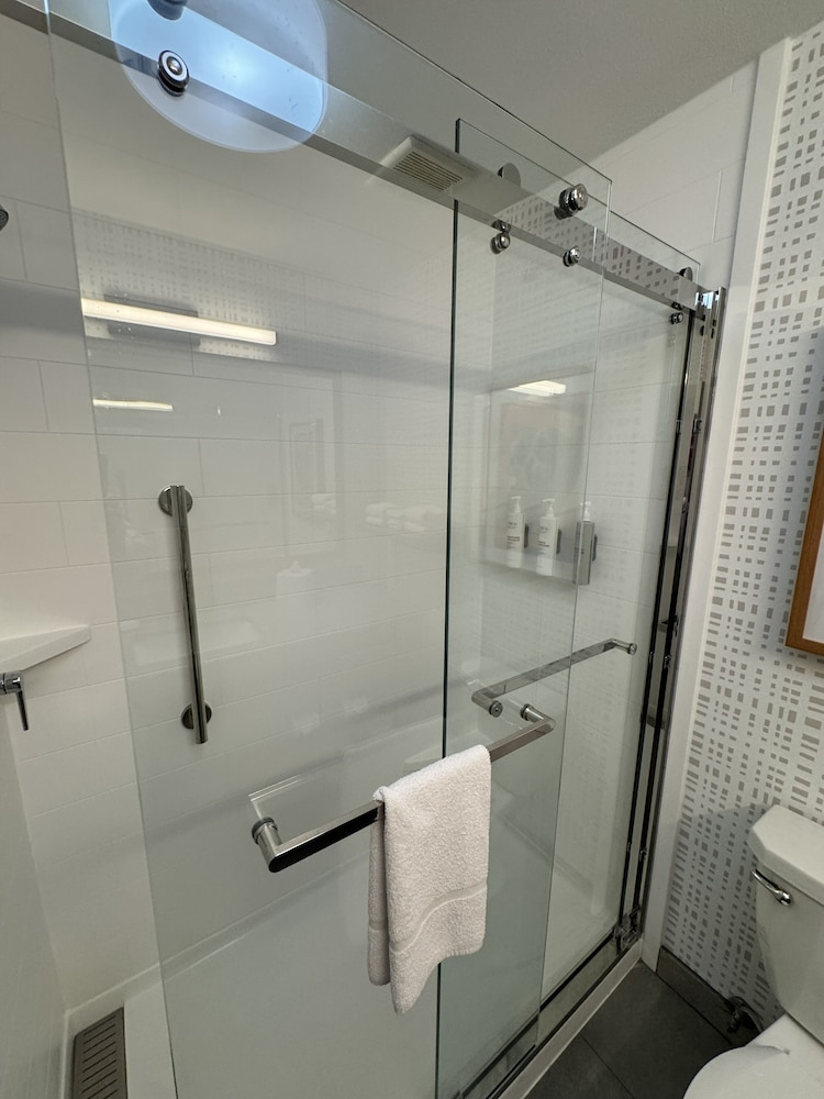 Hampton Inn Mansfield Ontario - photo 10