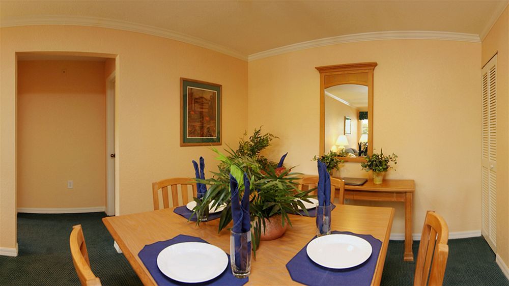 Mainsail Suites Hotel & Conference Center Tampa - photo 4