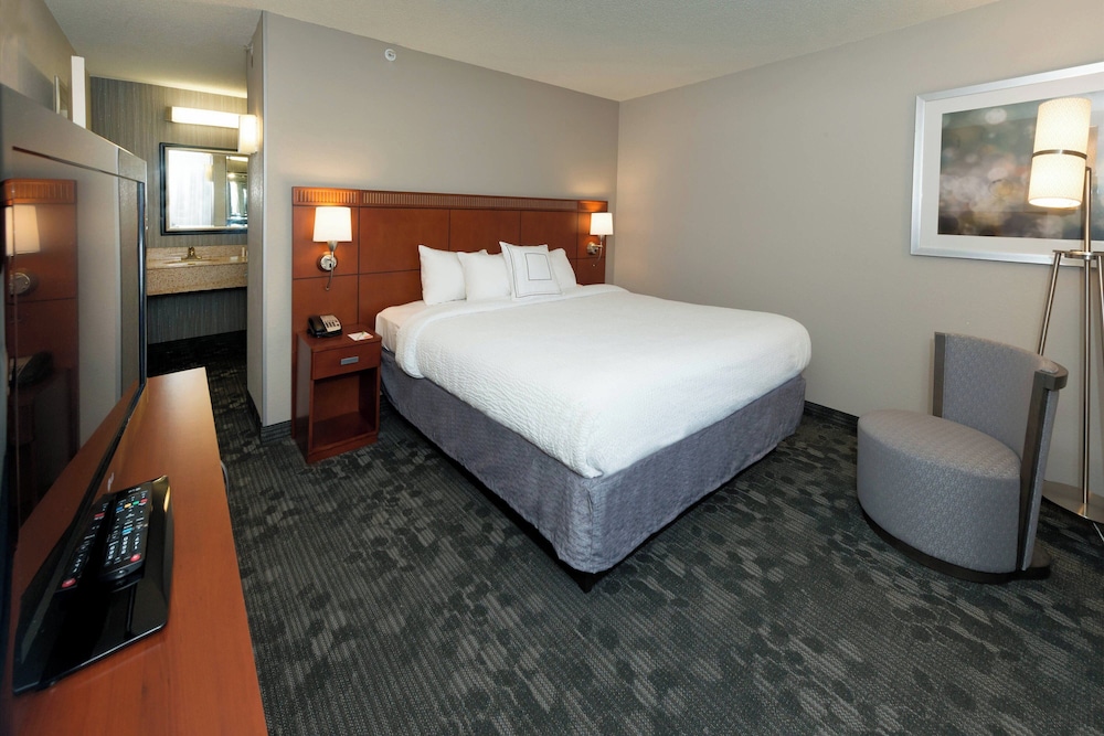 Courtyard by Marriott Panama City - photo 24