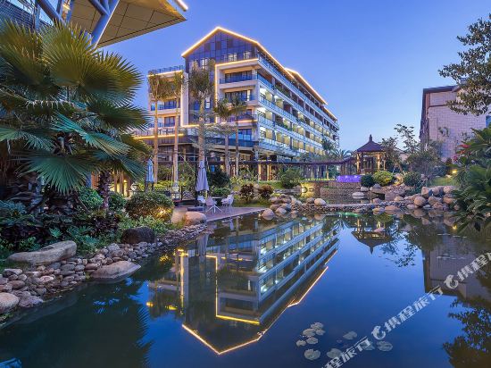 Ui Ssaw in Sanya, People's Republic of China