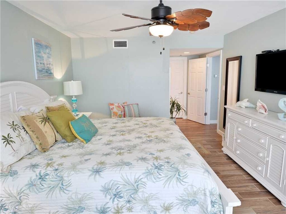 Long Beach Resort 500 Tower I Two Bedroom Condo - photo 8
