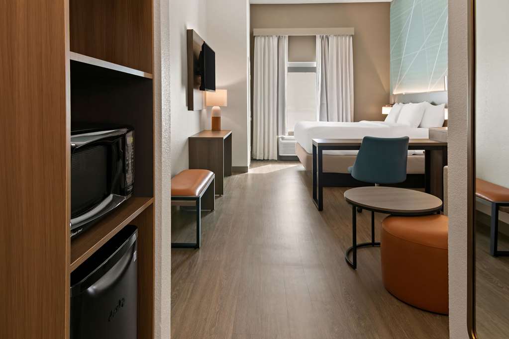 Comfort Suites Granbury - photo 22
