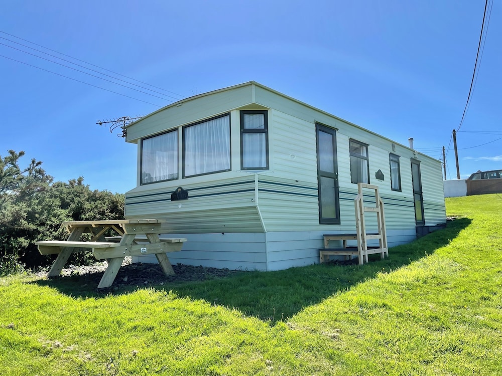 Caravan at Cartref in Pwllheli, United Kingdom