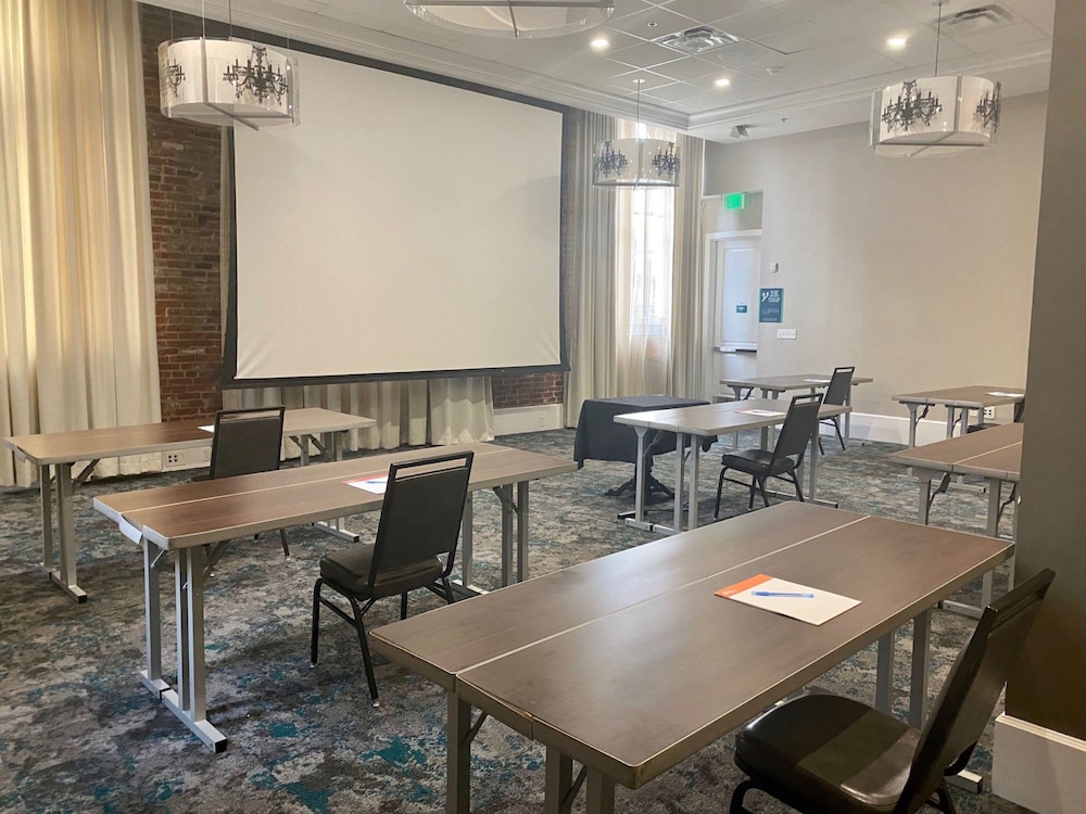 Hotel Indigo Savannah Historic District by IHG - photo 63
