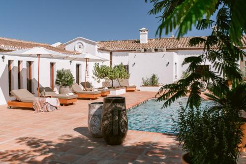 San Roque Suites de Monda — hotel in Monda
