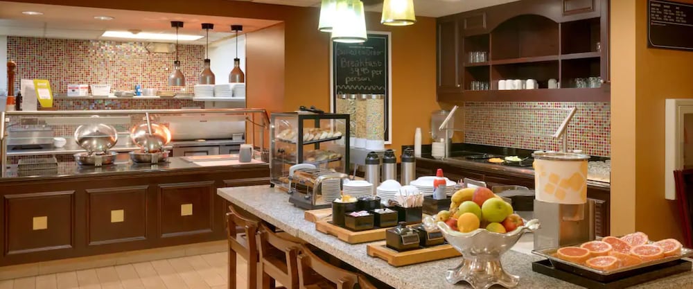 Hilton Garden Inn Clarksville - photo 40