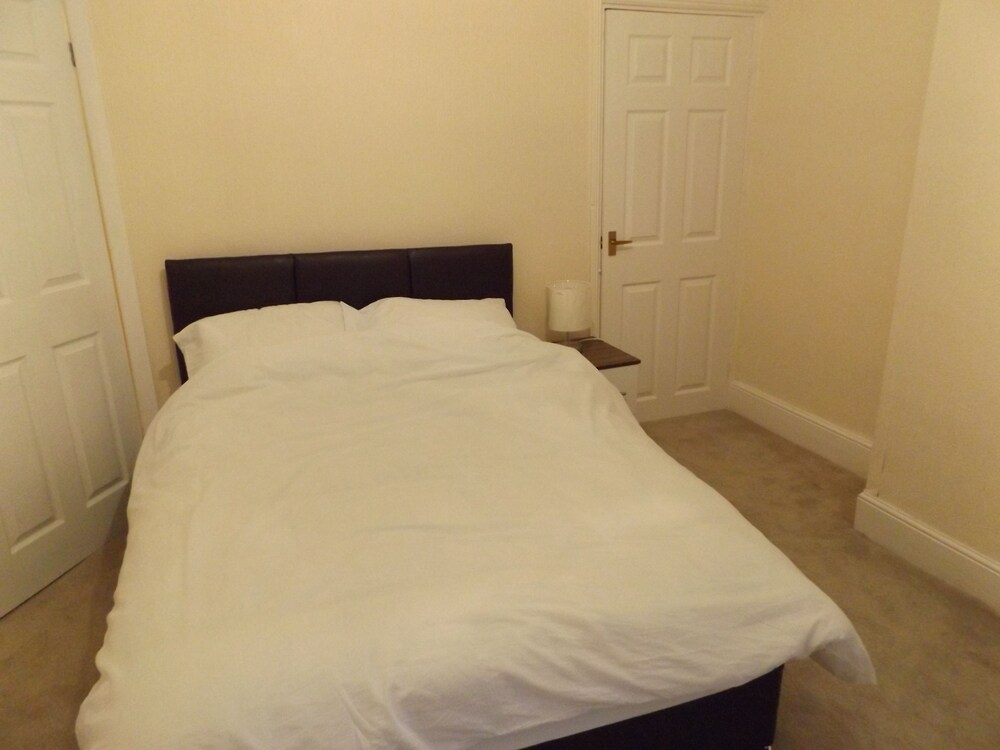 Woodhouse — hotel in Stoke-On-Trent