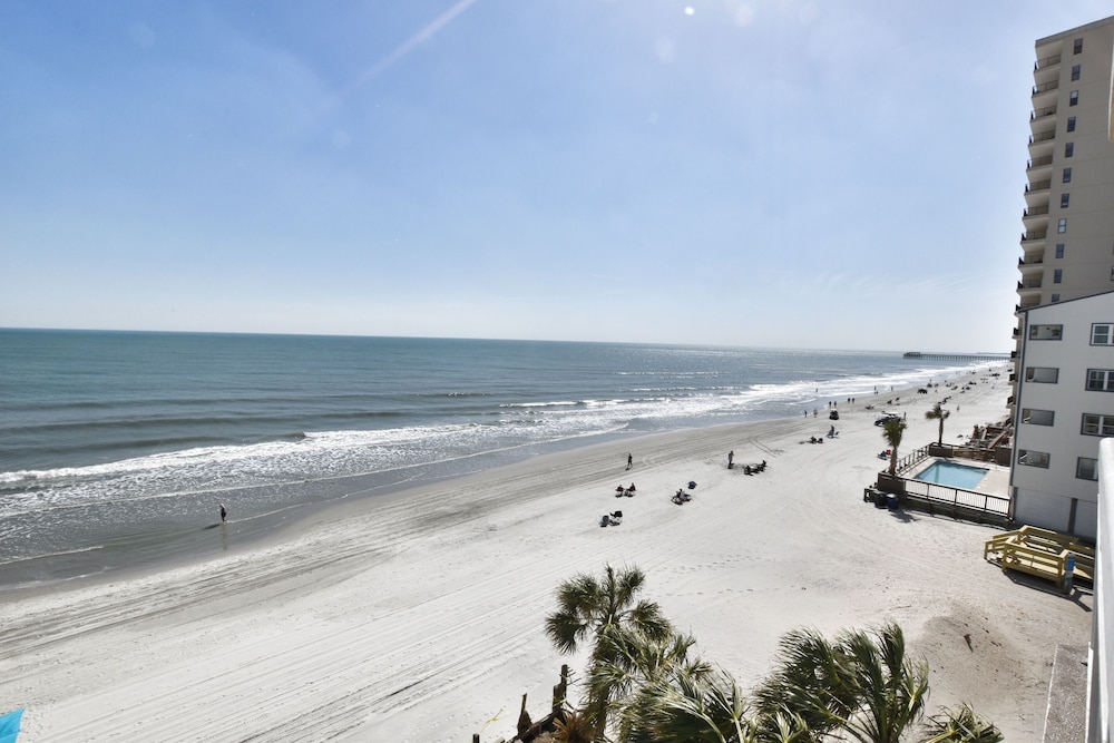 0412 Waters Edge Resort 3 Bedroom Condo by RedAwning - photo 37