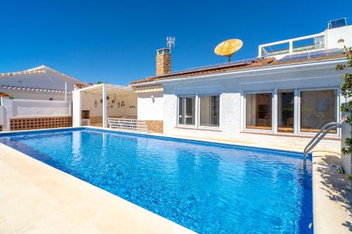 Villa Sevilla Casasol — 4-Star Luxury Hotel in Nerja, Spain
