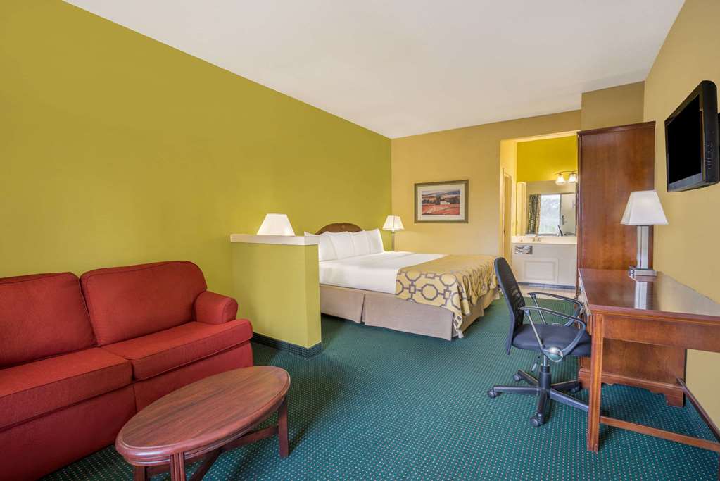 Baymont by Wyndham Warrenton - photo 11