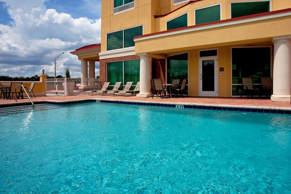 Holiday Inn Express & Suites Chaffee Jacksonville West by IHG - photo 16